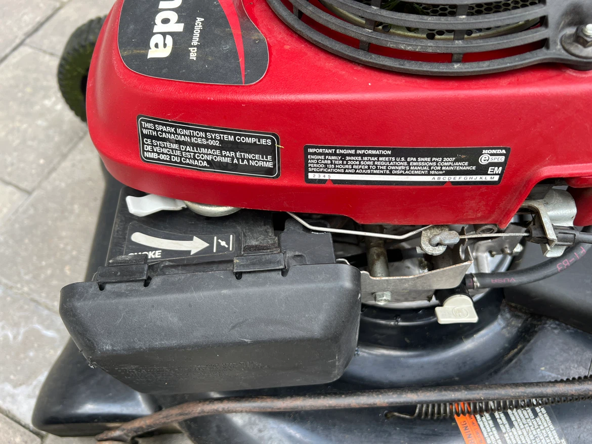 Craftsman 21” Self-Propelled Honda GCV160 Lawn Mower - photo 5