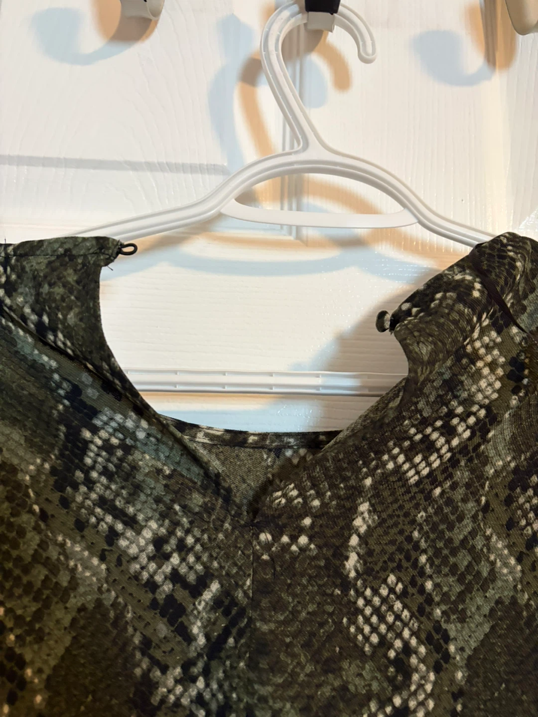 H&M Snake Print Long Sleeve Dress Size 8 - photo 5