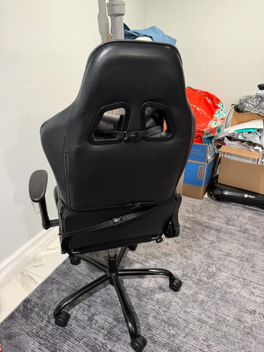 Black Gaming Chair - photo 2