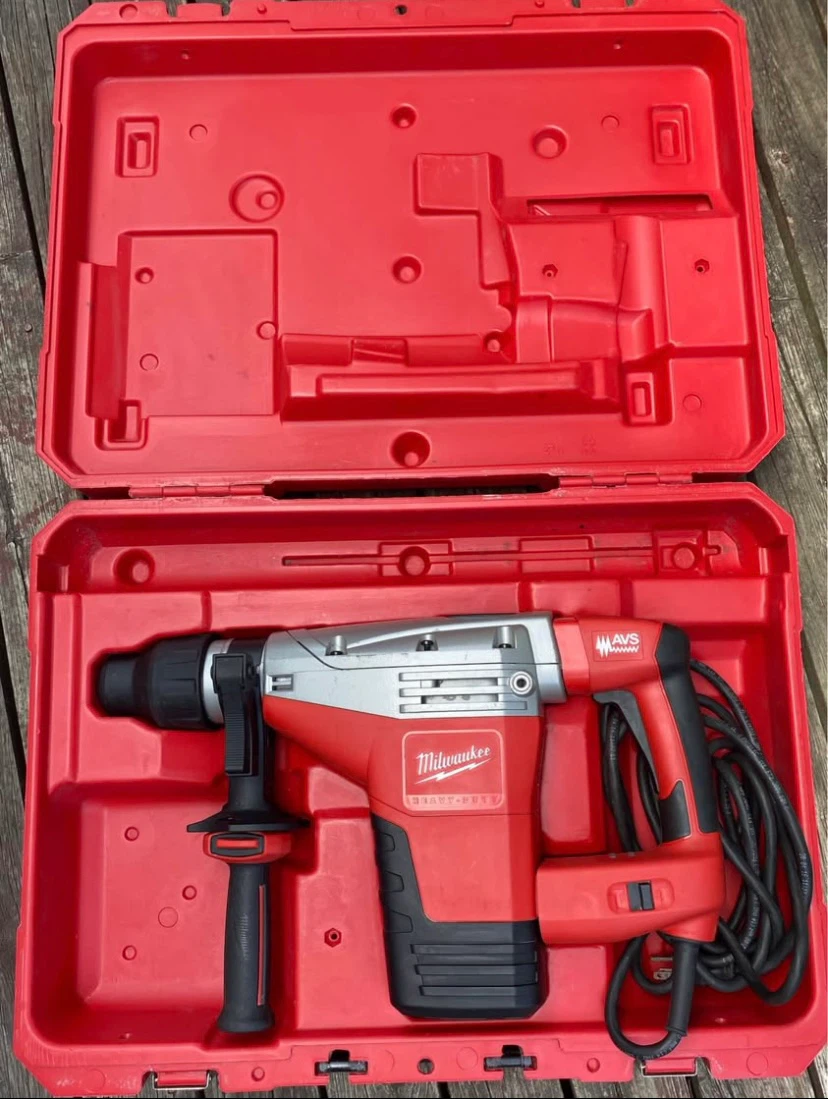 Milwaukee Rotary Hammer Drill with Case