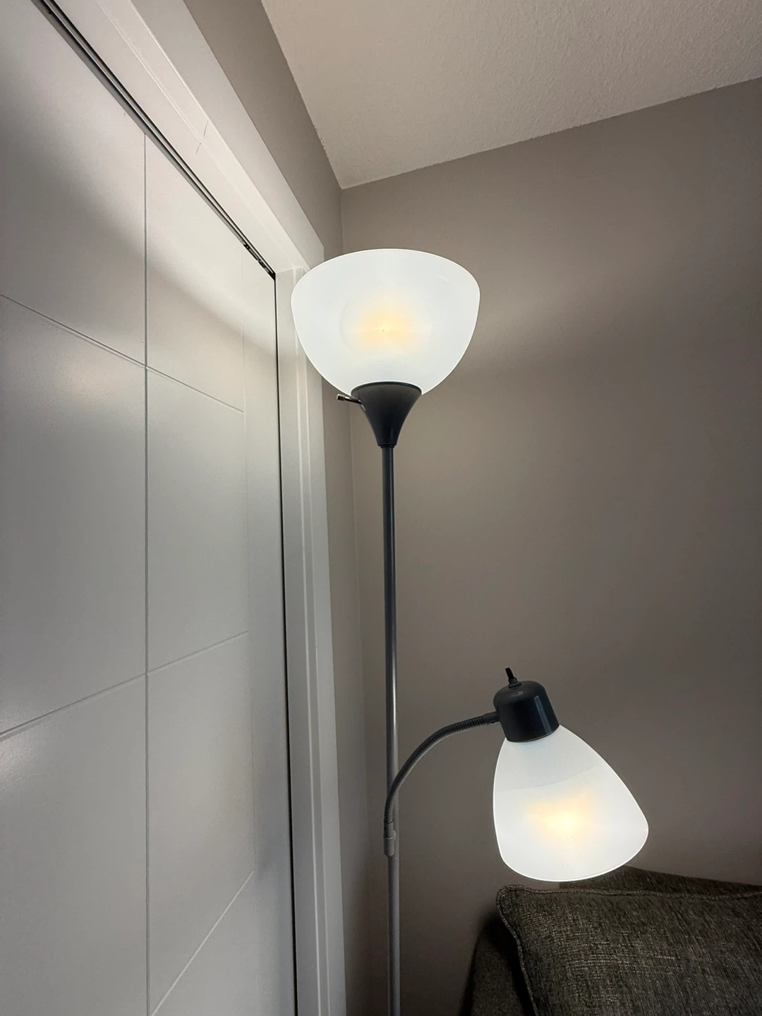Floor Lamp with Adjustable Reading Light - photo 2