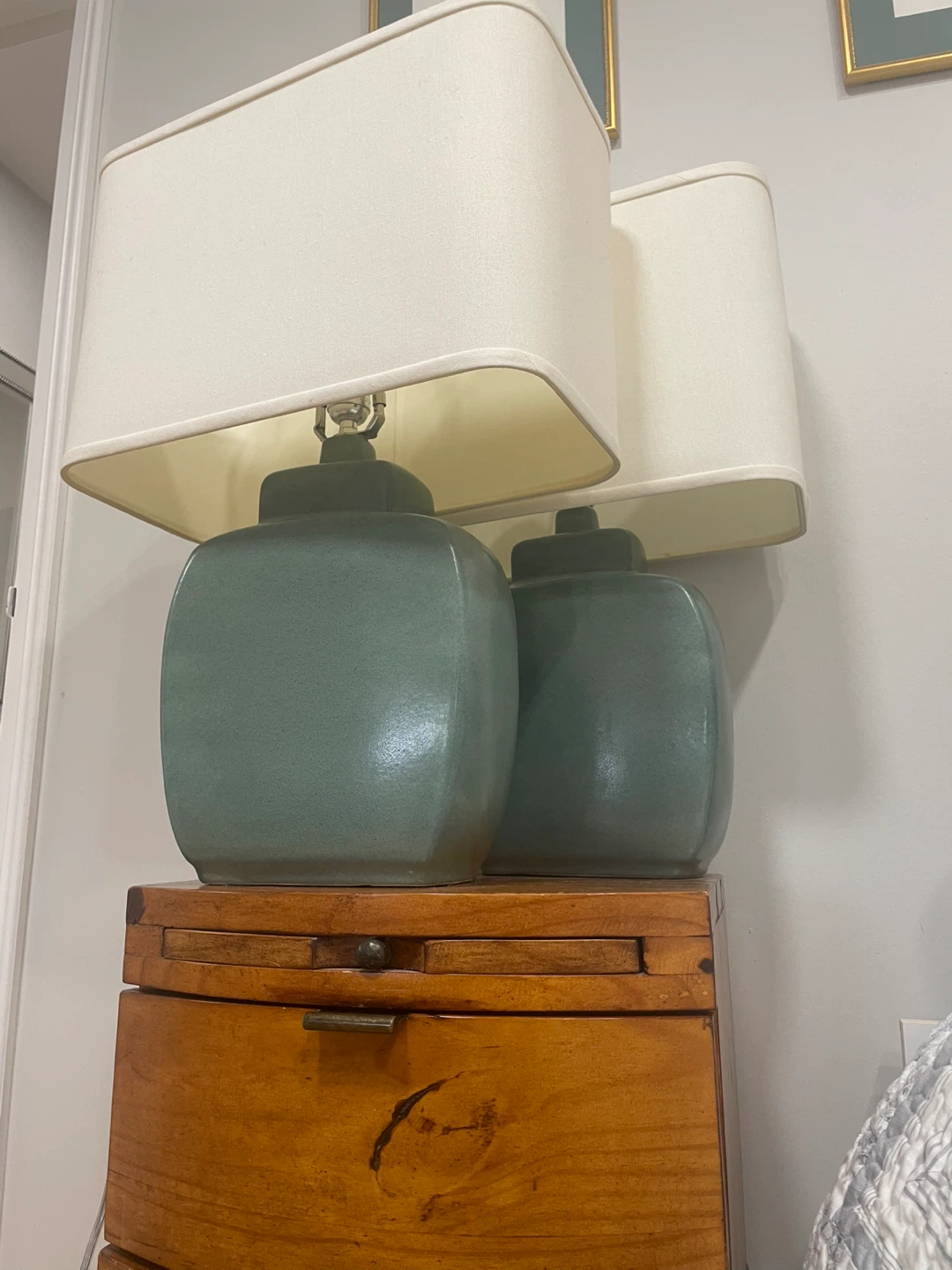 Pair of table lamps