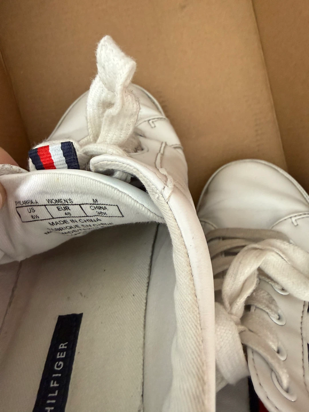 Tommy Hilfiger Women's White Sneakers Size 8.5 - photo 3