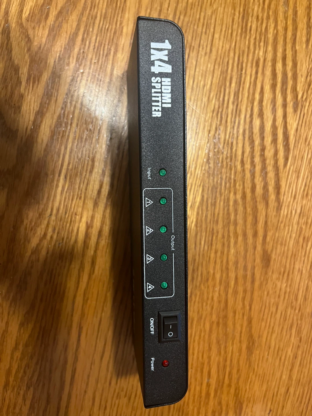 1x4 HDMI splitter - photo 3