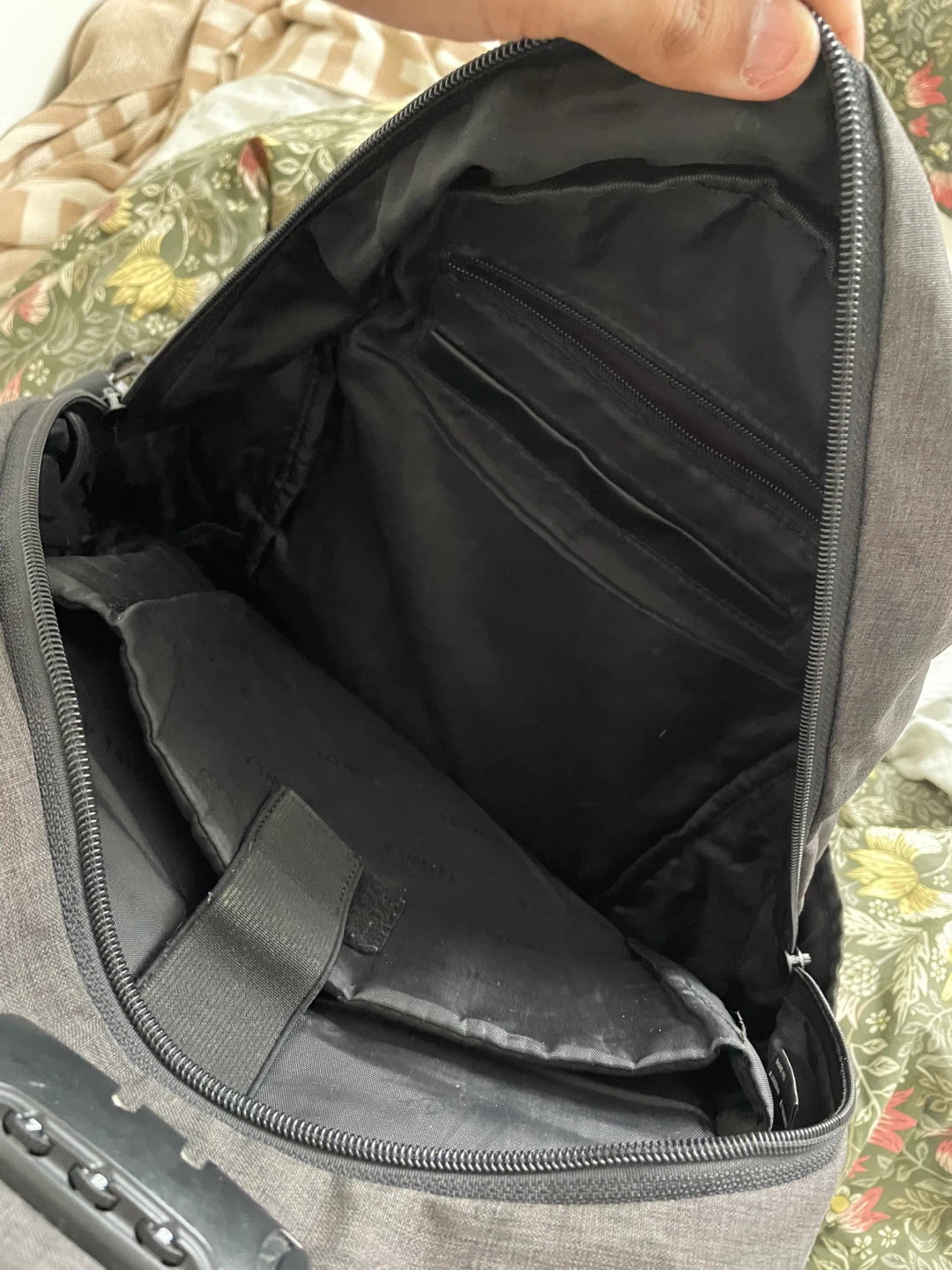 Tzowla Grey Backpack with Lock - photo 4