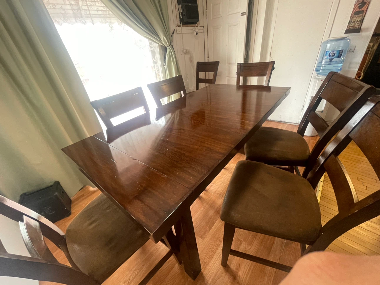 Dining Table with 8 Chairs