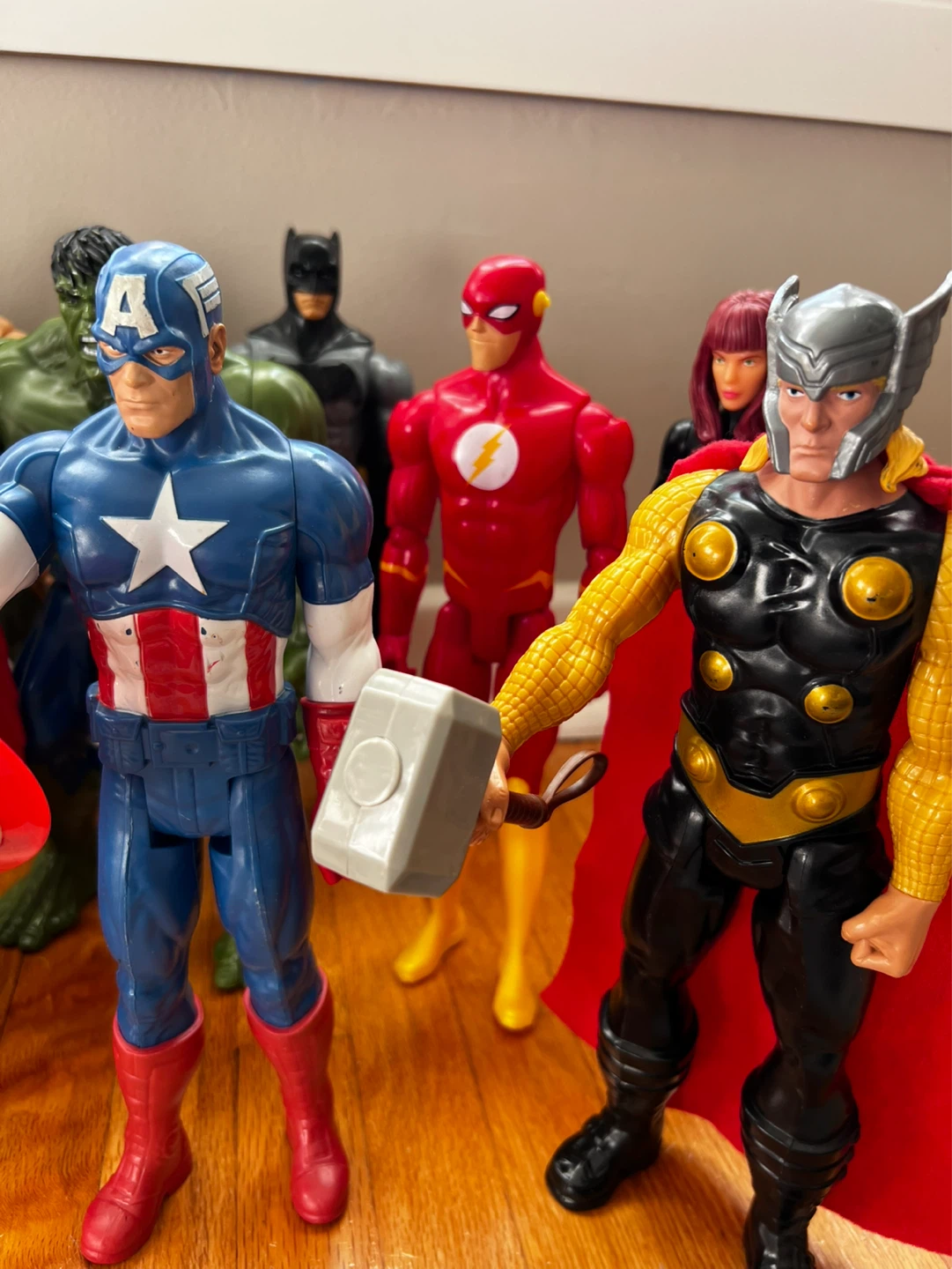 Marvel and DC Action Figures - photo 3