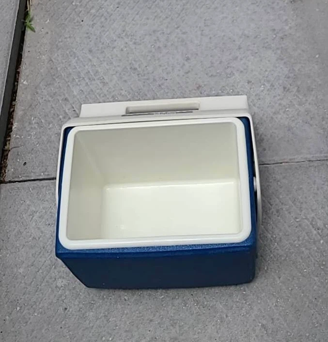 Igloo Little Playmate Cooler - photo 2