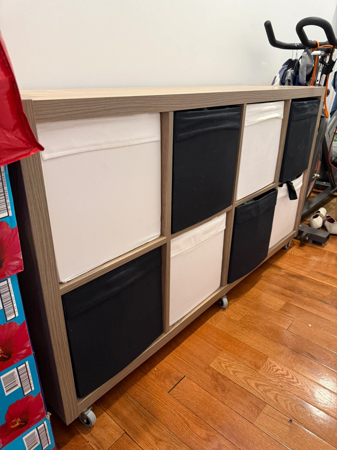 FREE IKEA KALLAX Shelf Unit with RILL Casters wheels