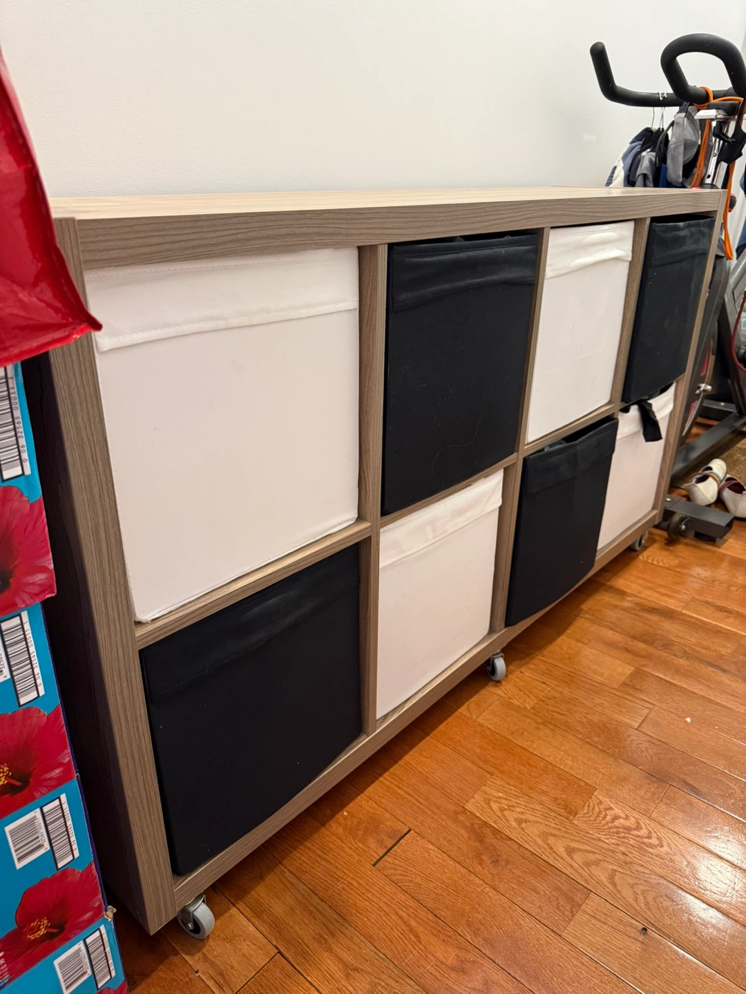 FREE IKEA KALLAX Shelf Unit with RILL Casters wheels - photo 2