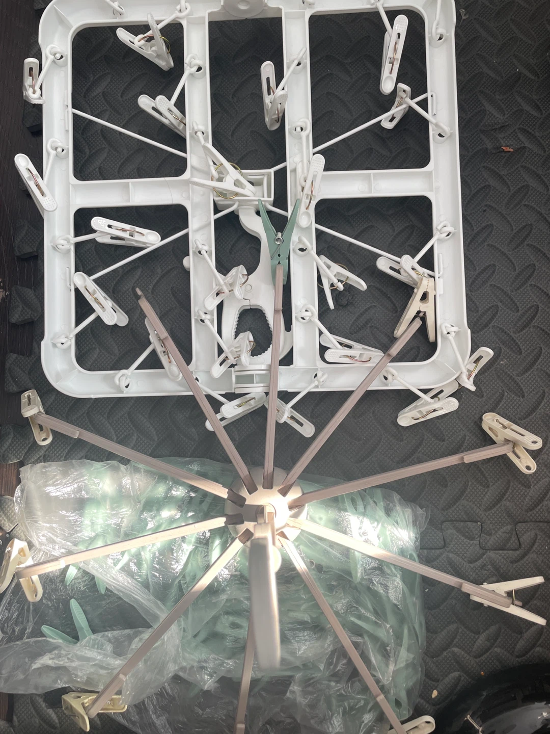 2 Laundry Drying Rack with Clothes Pins - photo 2