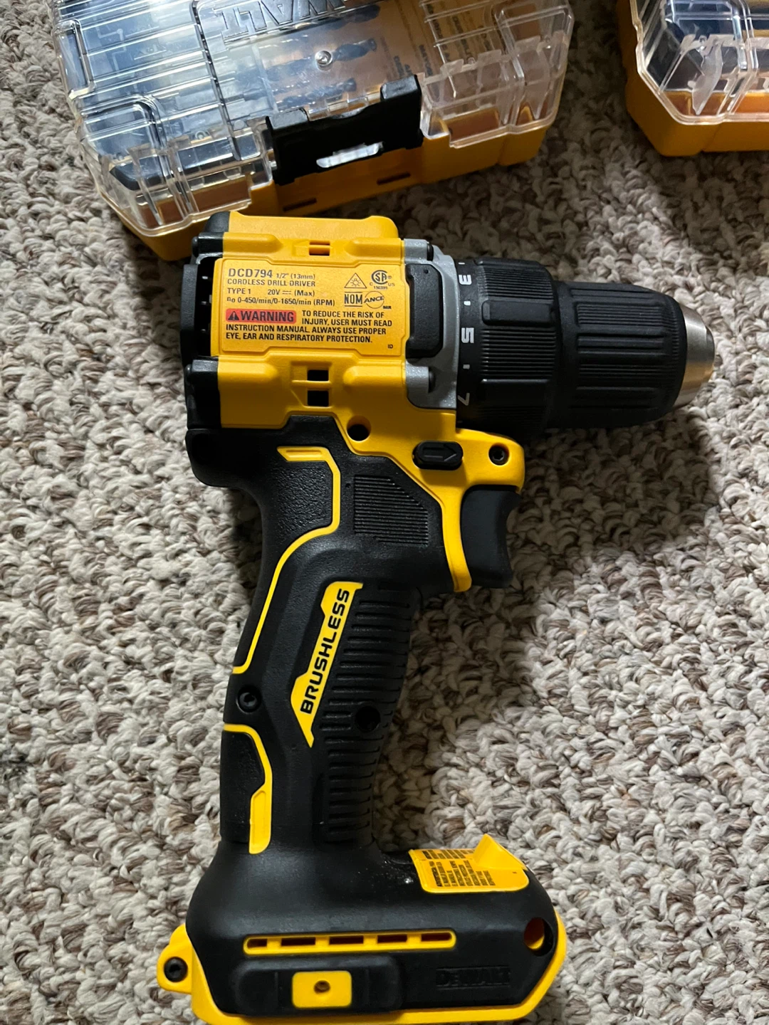 DeWalt 20V MAX Brushless Drill Driver Kit - photo 3