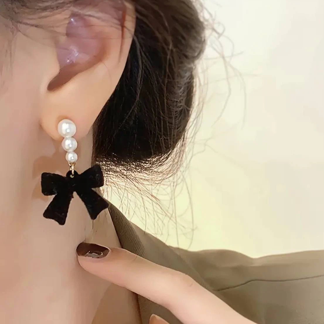Black Velvet Bow Pearl Earrings