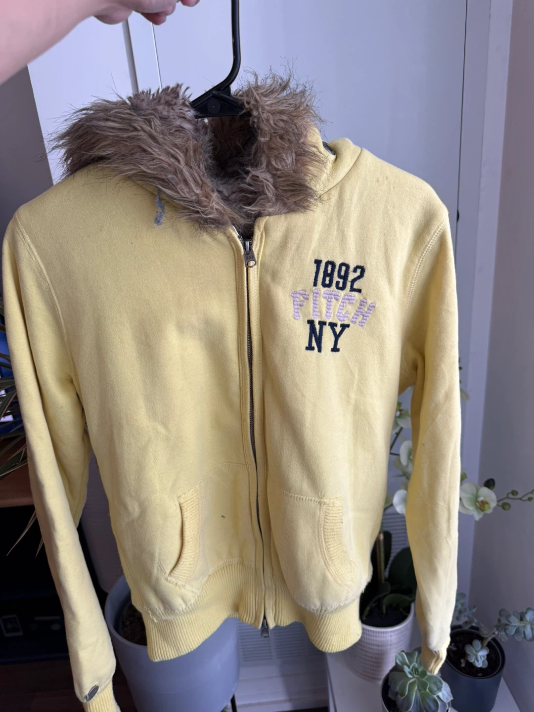 MOVE OUT SALE! Abercrombie & Fitch Faux Fur Lined Hoodie