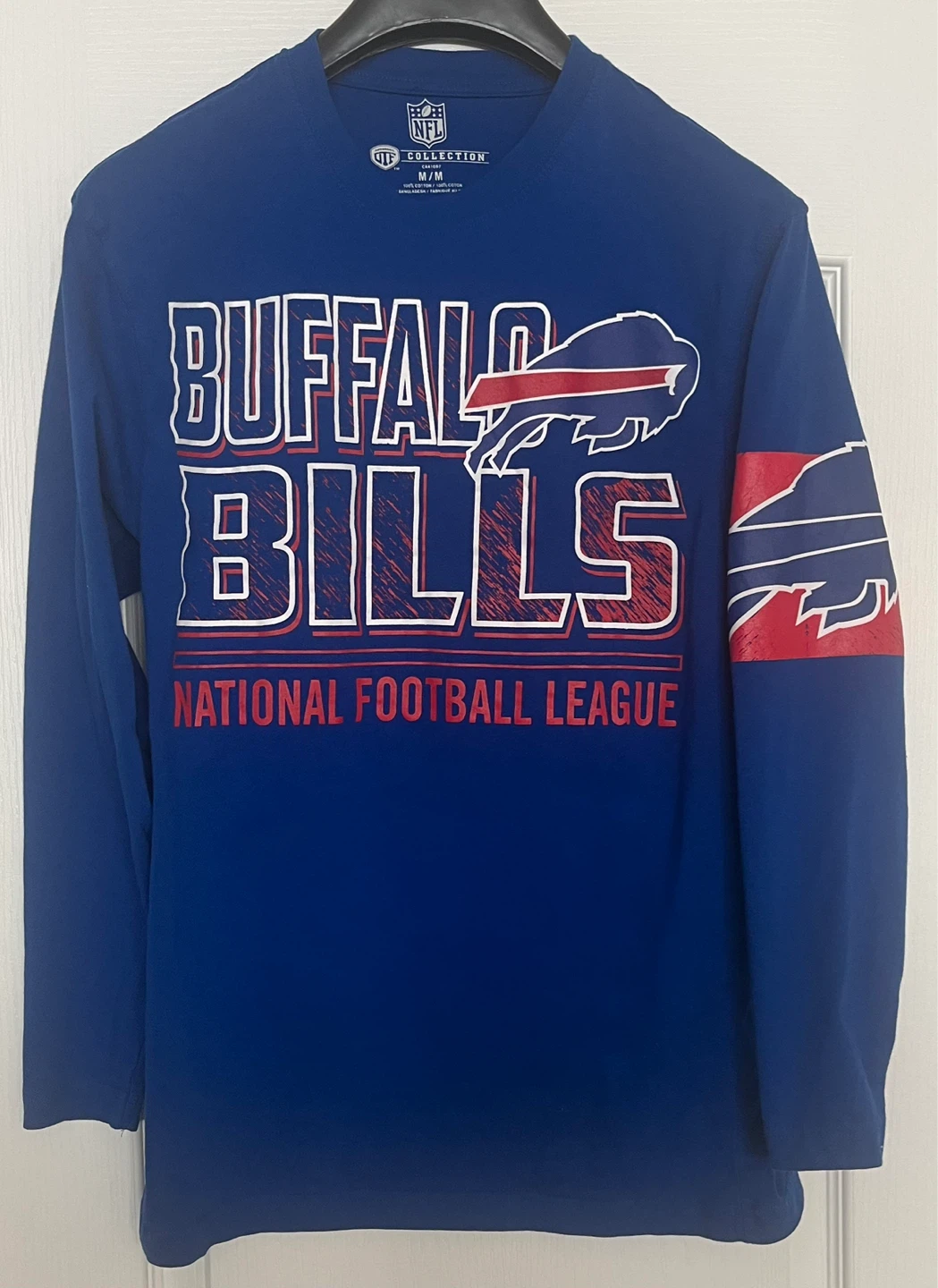 NFL Buffalo Bills Long Sleeve T-Shirt • Men’s Medium