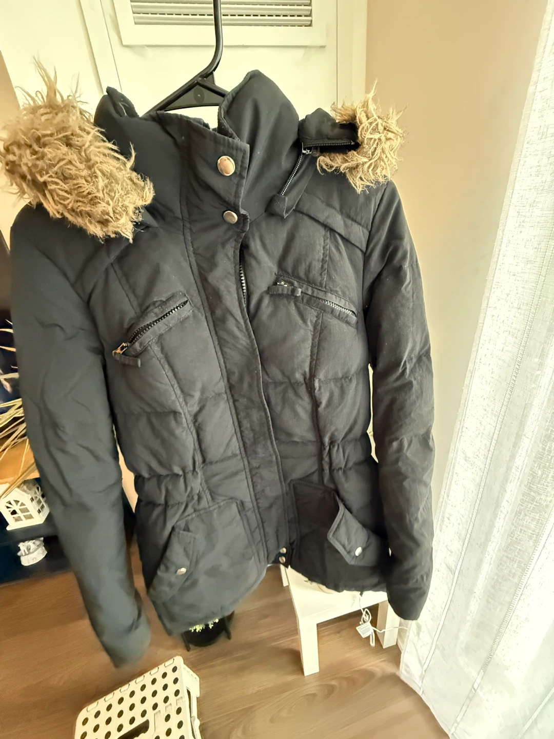 MOVE OUT SALE! Vero Moda Black Puffer Jacket with Fur Trim Hood