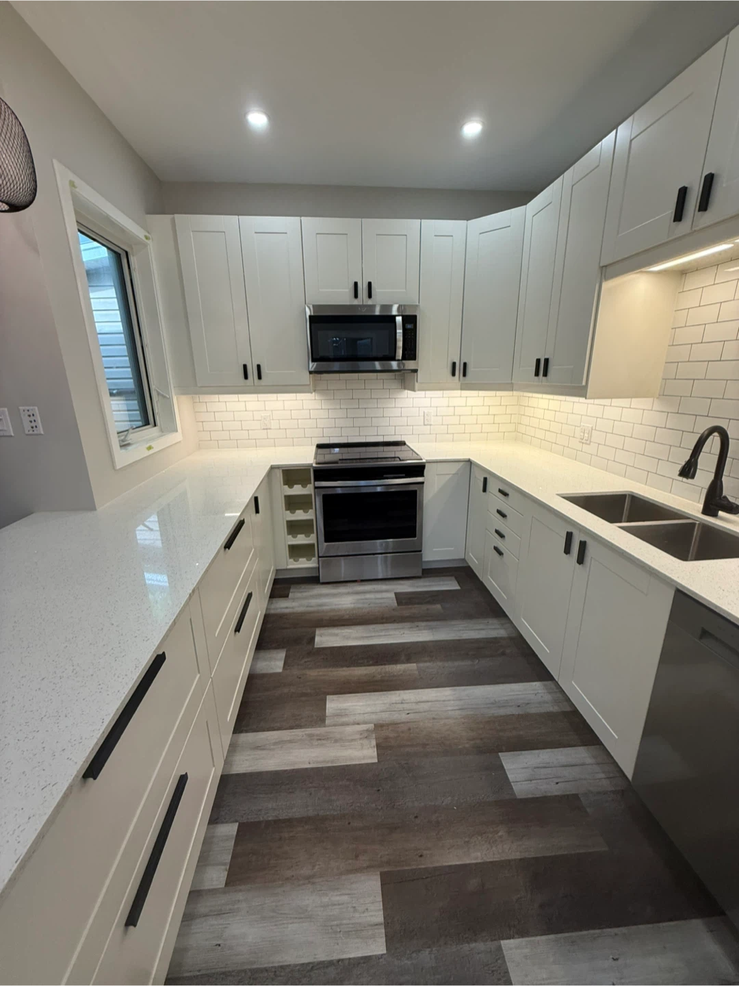 For Rent 2 Bedroom House - photo 2