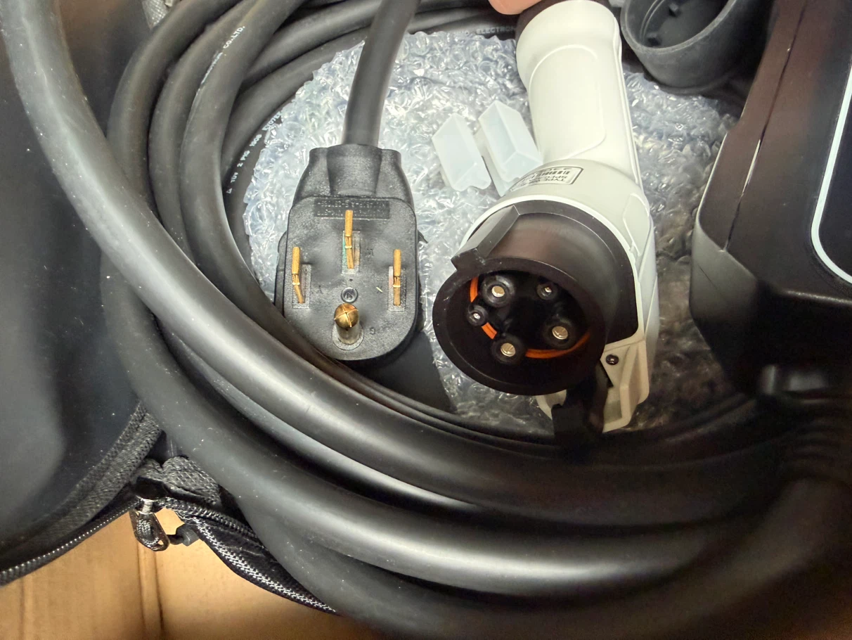 EV Charger - photo 2