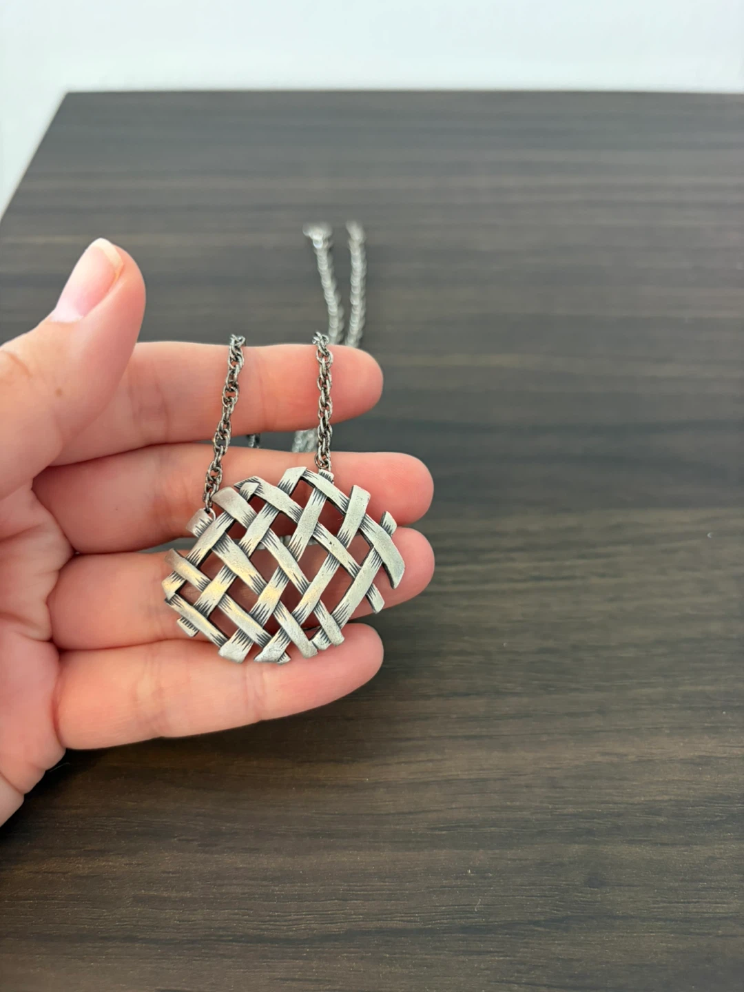Citation Silver-Tone Pendant Necklace 24" — Like New - photo 2