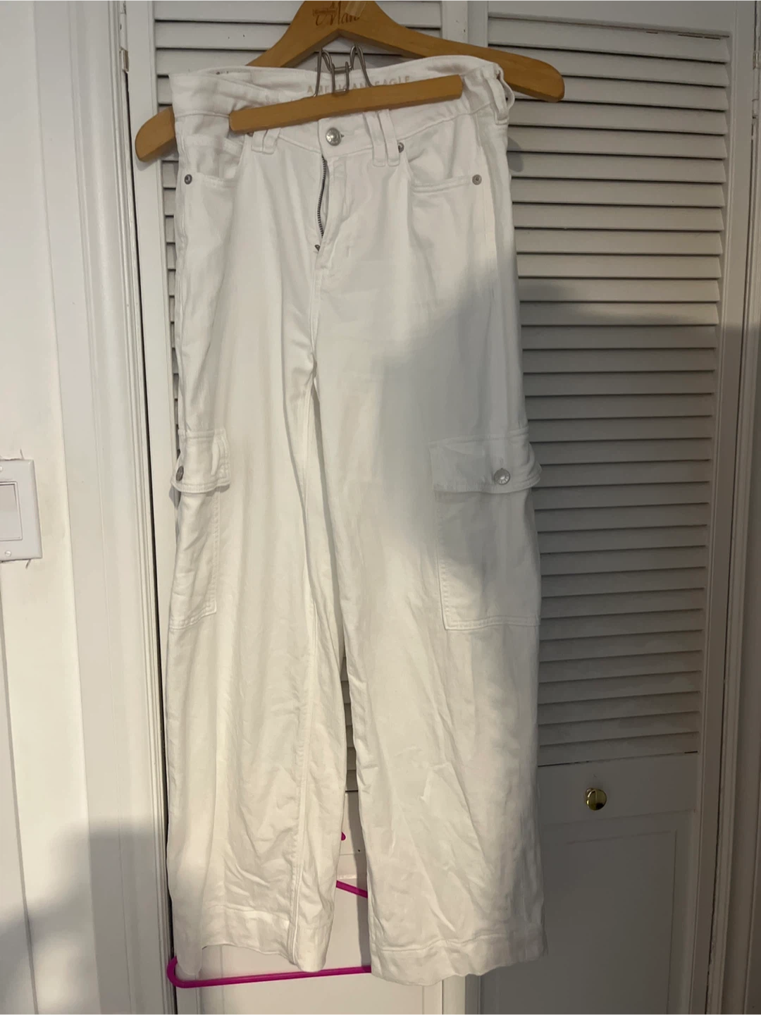 American Eagle White Cargo Pants