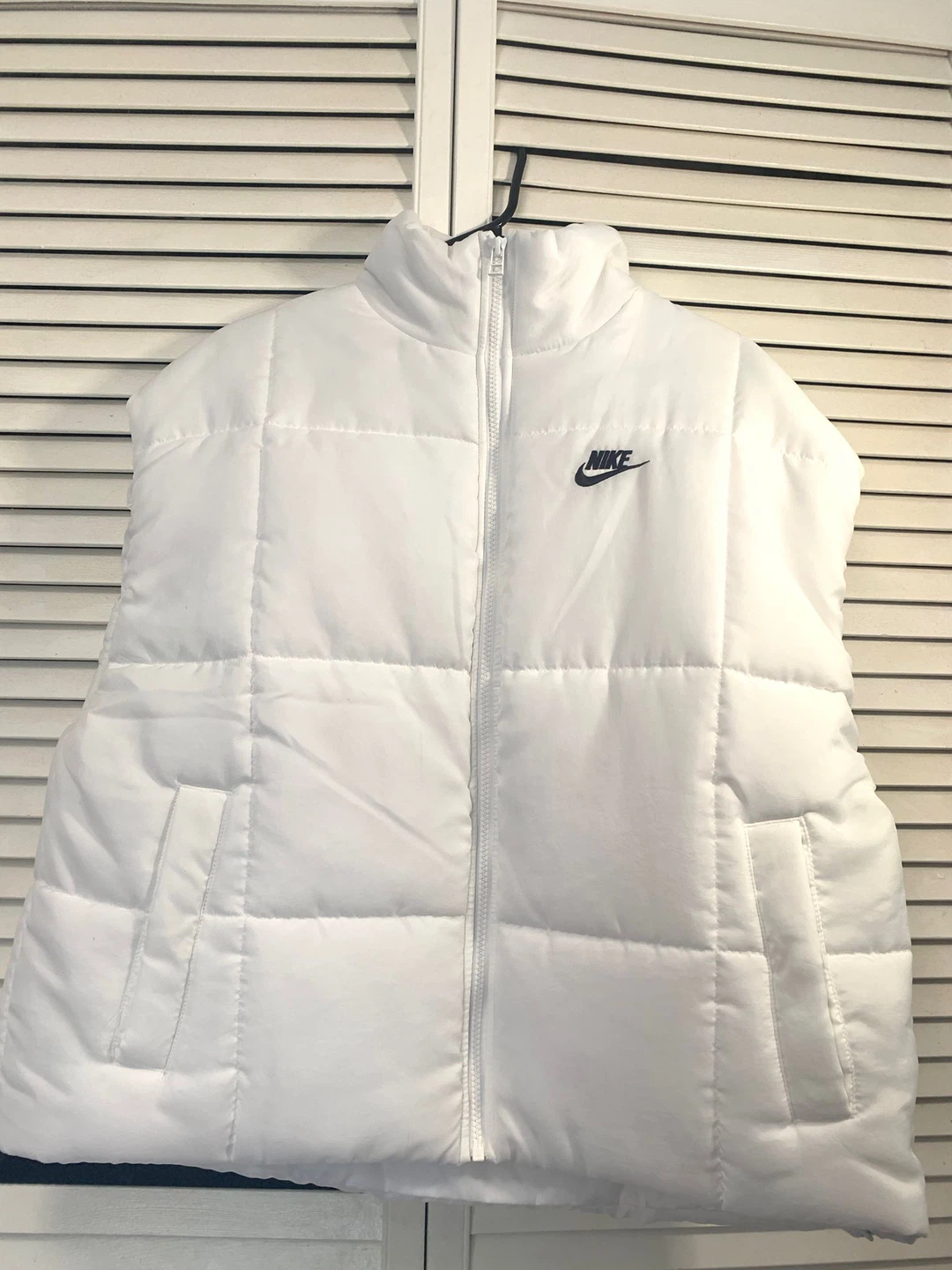Nike Therma-FIT Puffer Vest - White (Retails for $110)