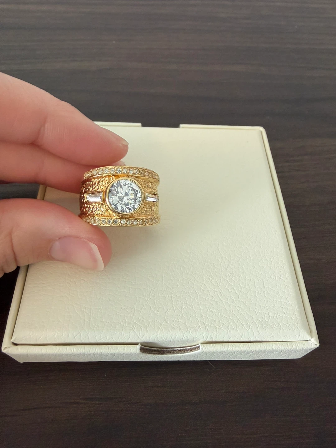 Ivana Pave Crystal Ring Gold Tone Size 6