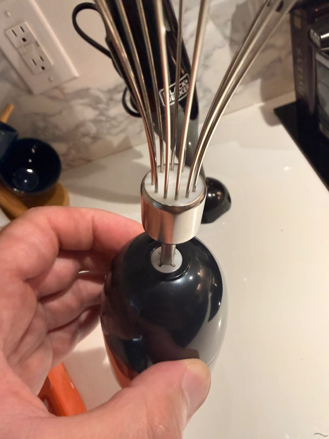 BLACK+DECKER Immersion Blender with Whisk Attachment - photo 3
