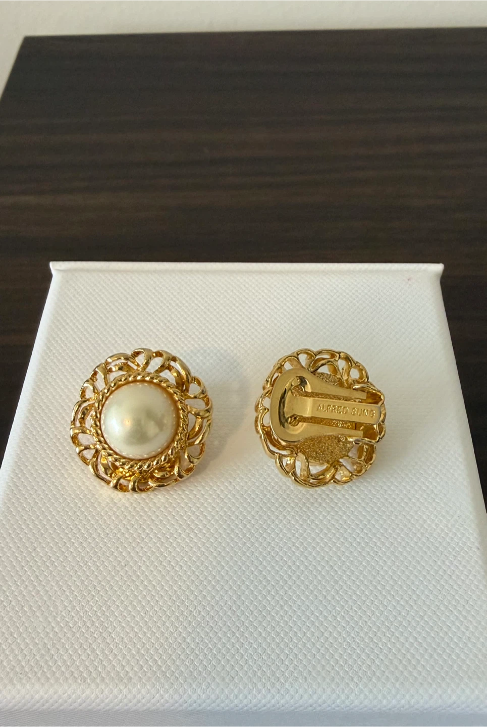 Vintage Alfred Sung Gold Filigree Pearl Clip‑On Earrings - photo 3