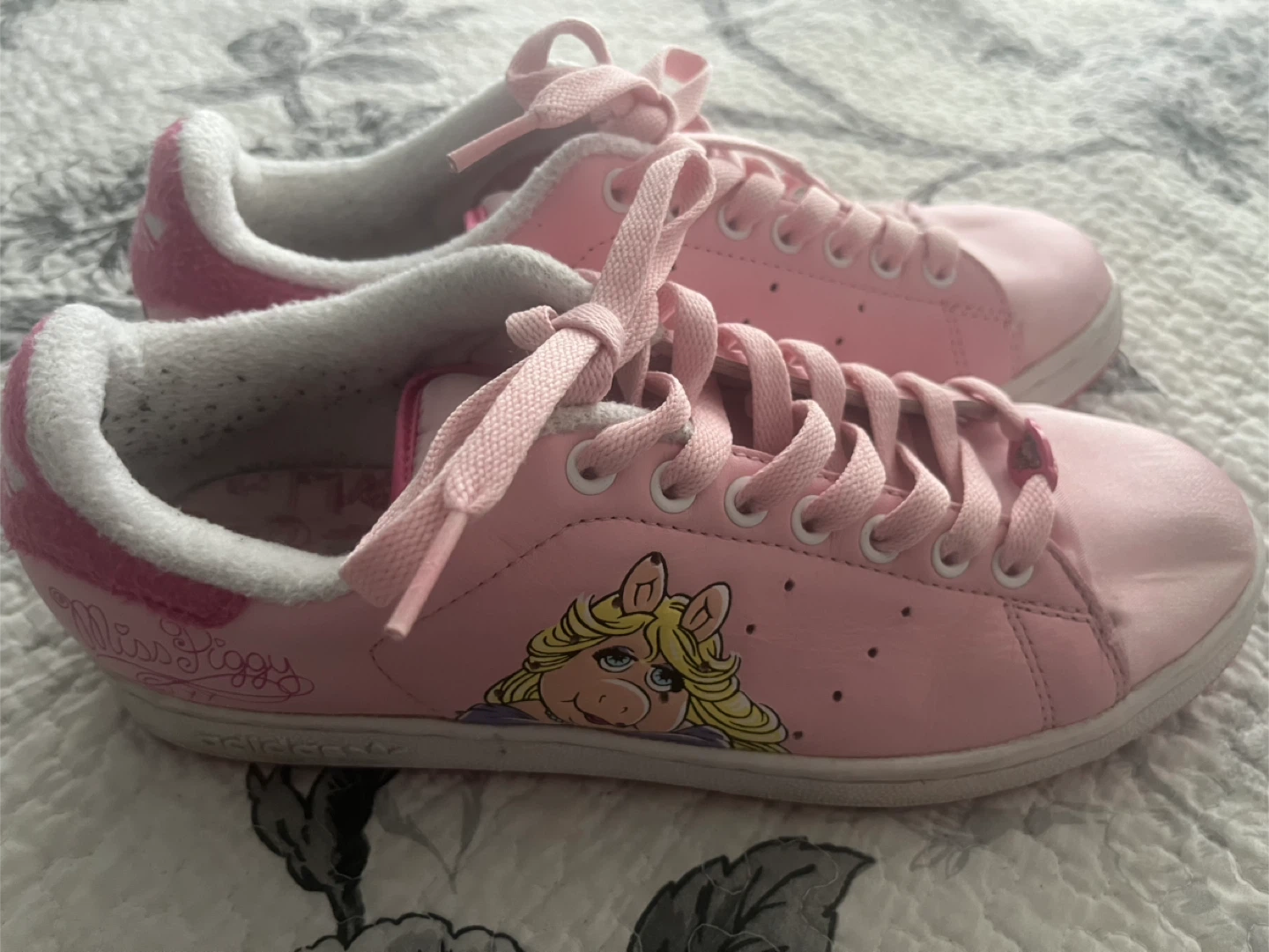 Adidas Stan Smith Miss Piggy Pink Shoes