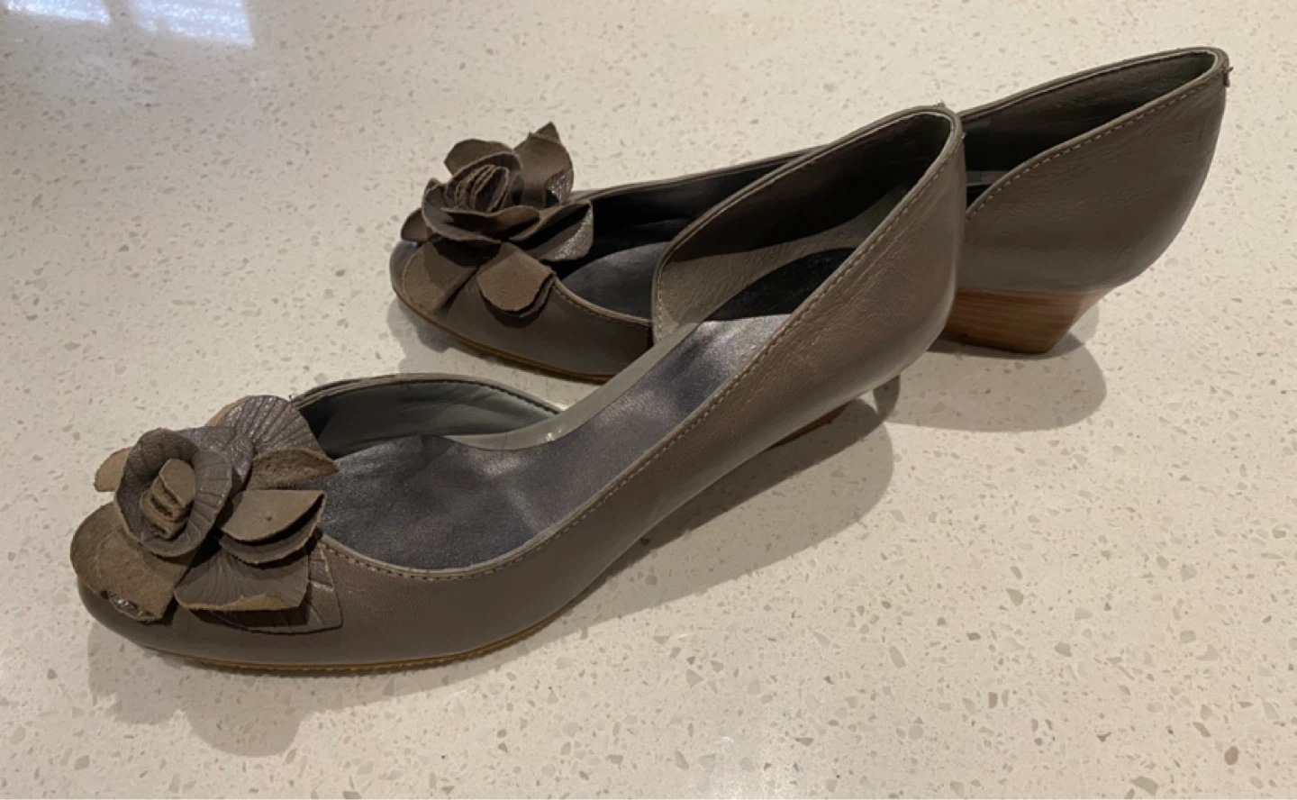 Nine West Women's Grey Wedge Heels with Flower Detail - photo 2
