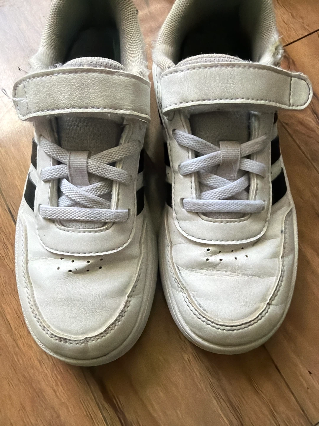 Free Adidas Kids White Black Striped Sneakers - photo 2