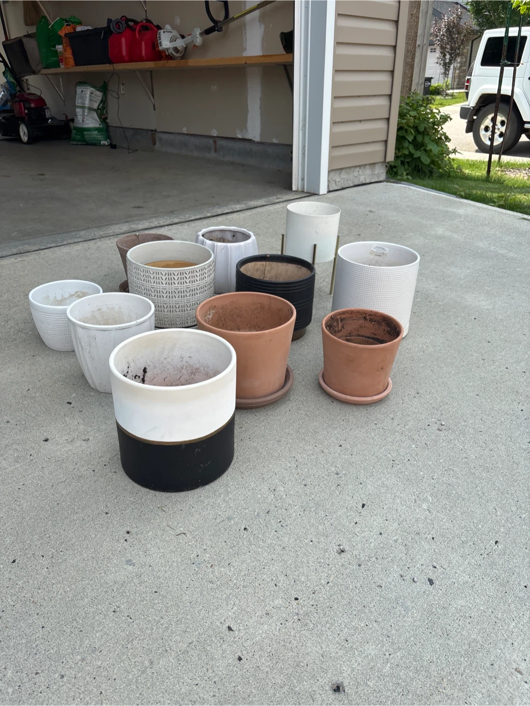 Assorted planter pots - photo 2