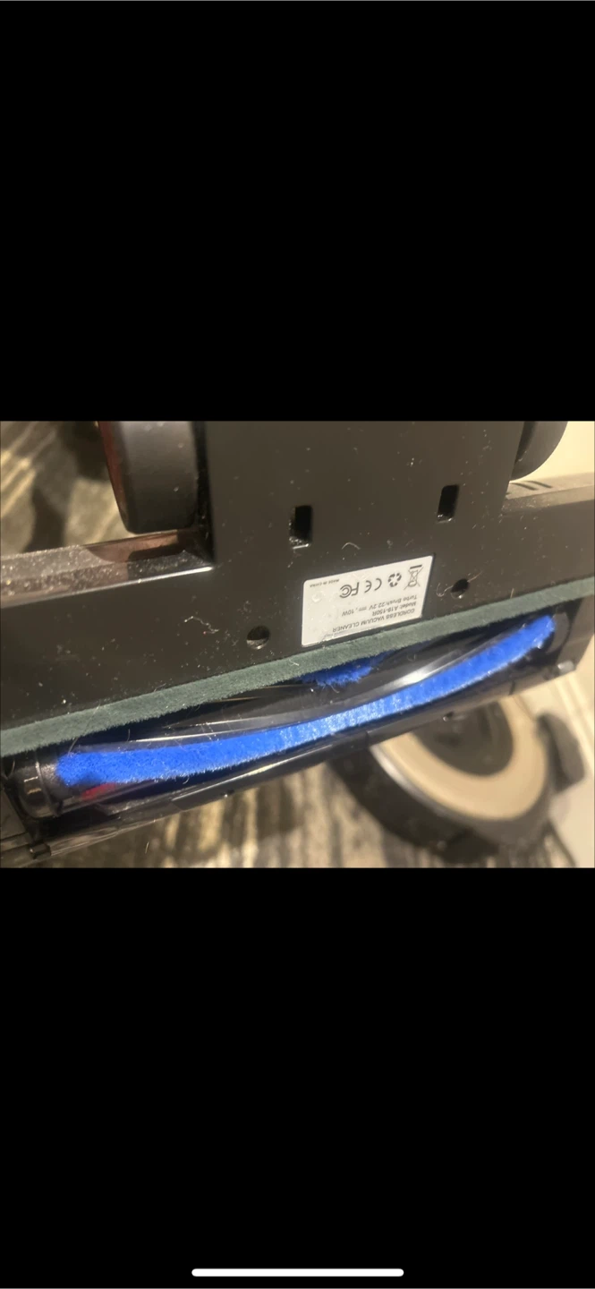 Free vacuum parts when you buy like new one - photo 3