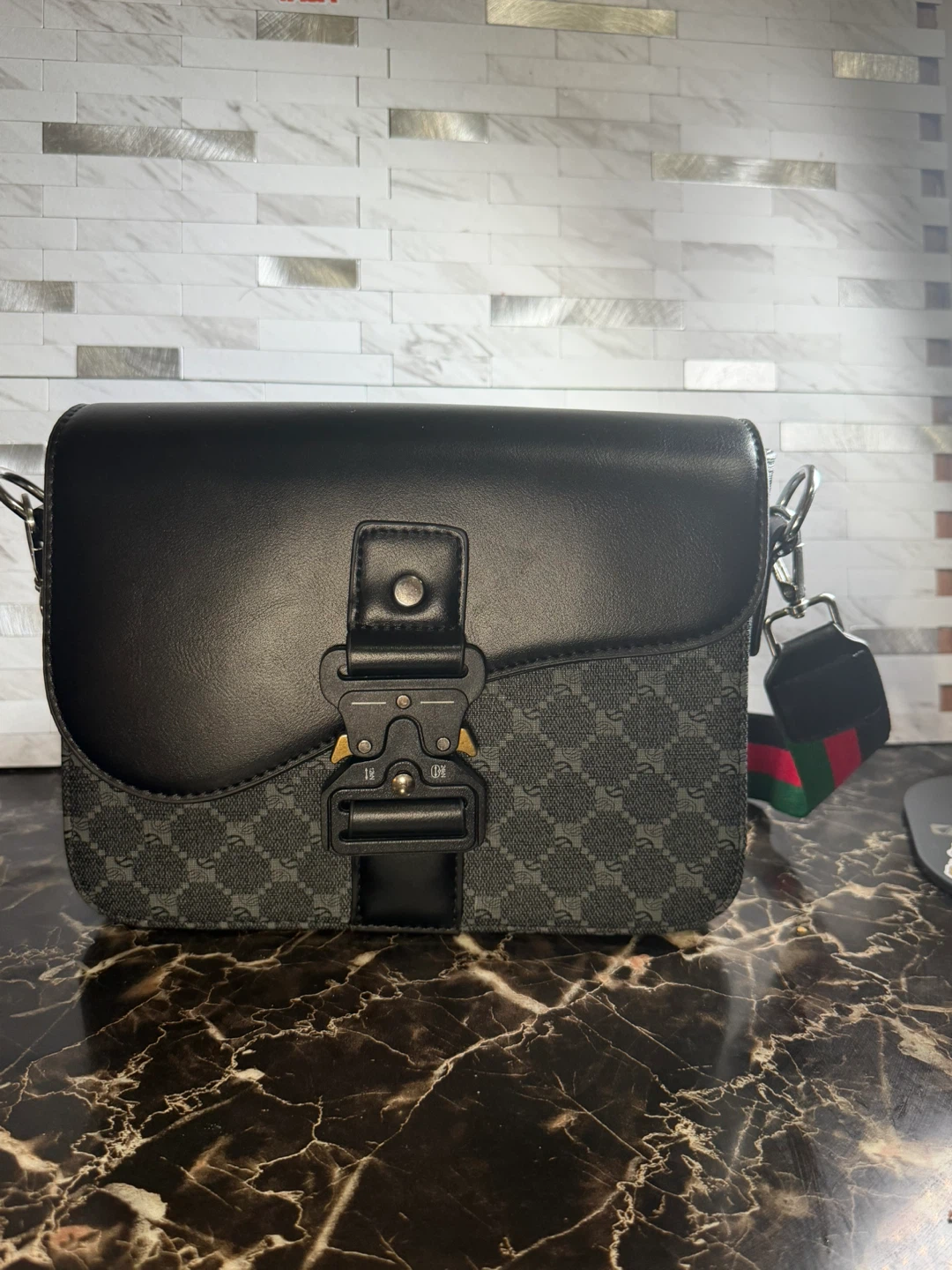 Black Shoulder Bag - photo 2