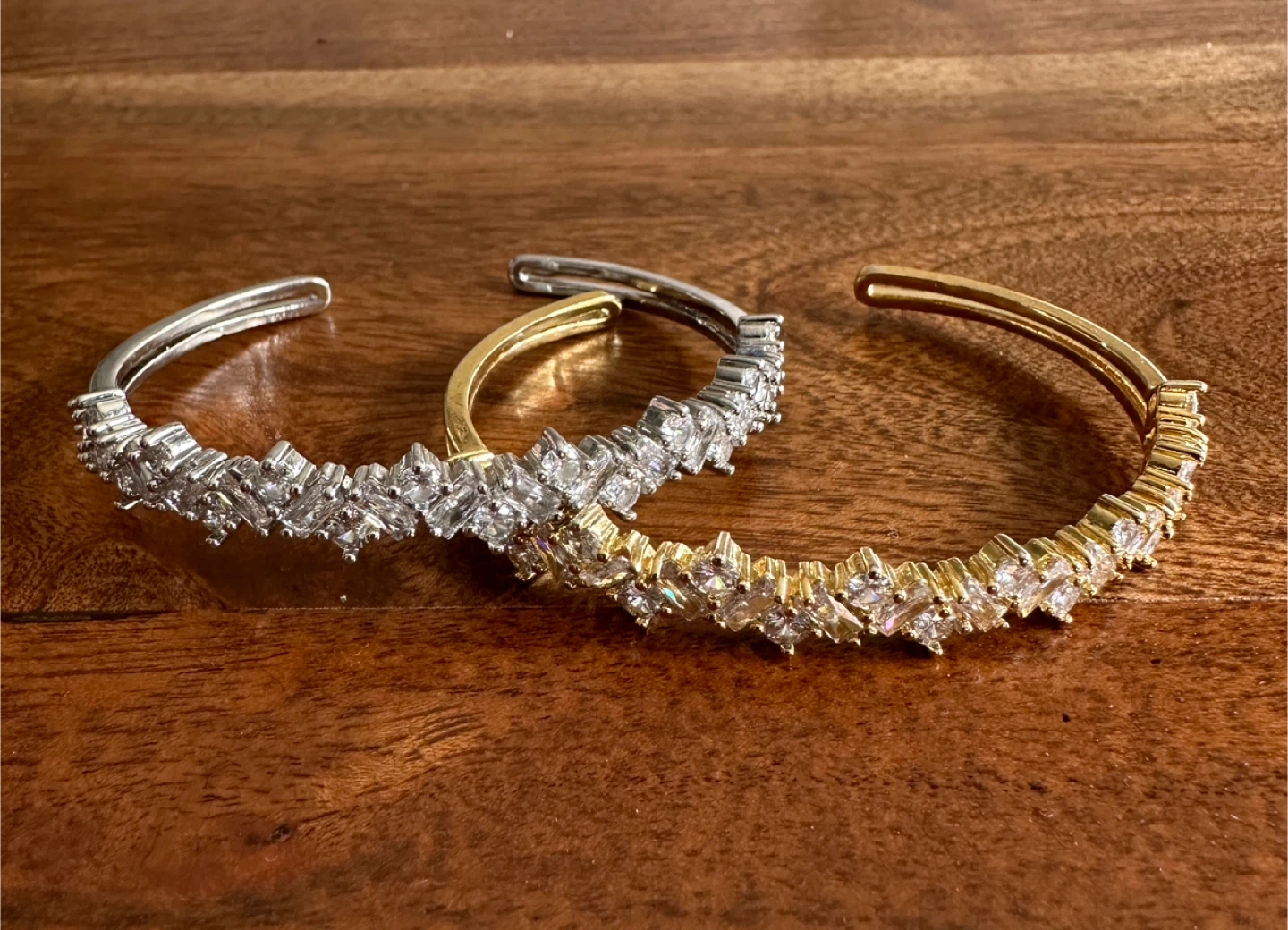 Set of Two Fashion Bracelets (Gold & Silver)