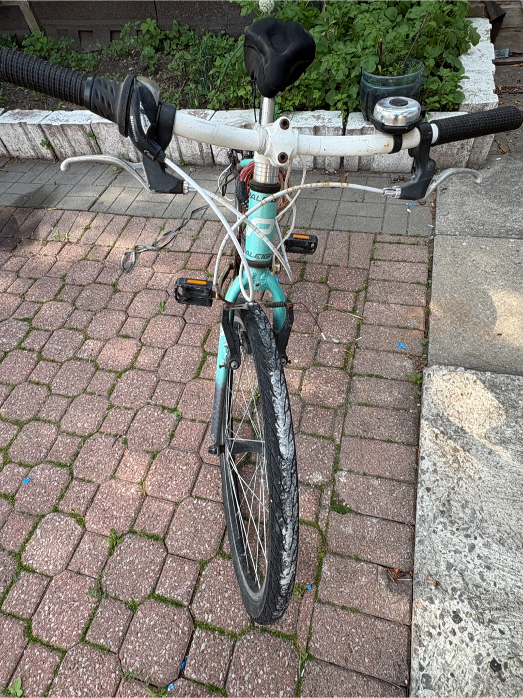 Raleigh Bicycle - photo 3