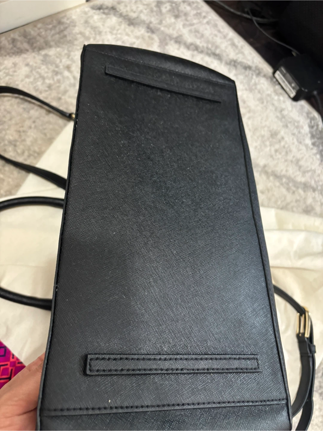 Authentic Tory Burch Robinson tote bag in black Saffiano leather - photo 5