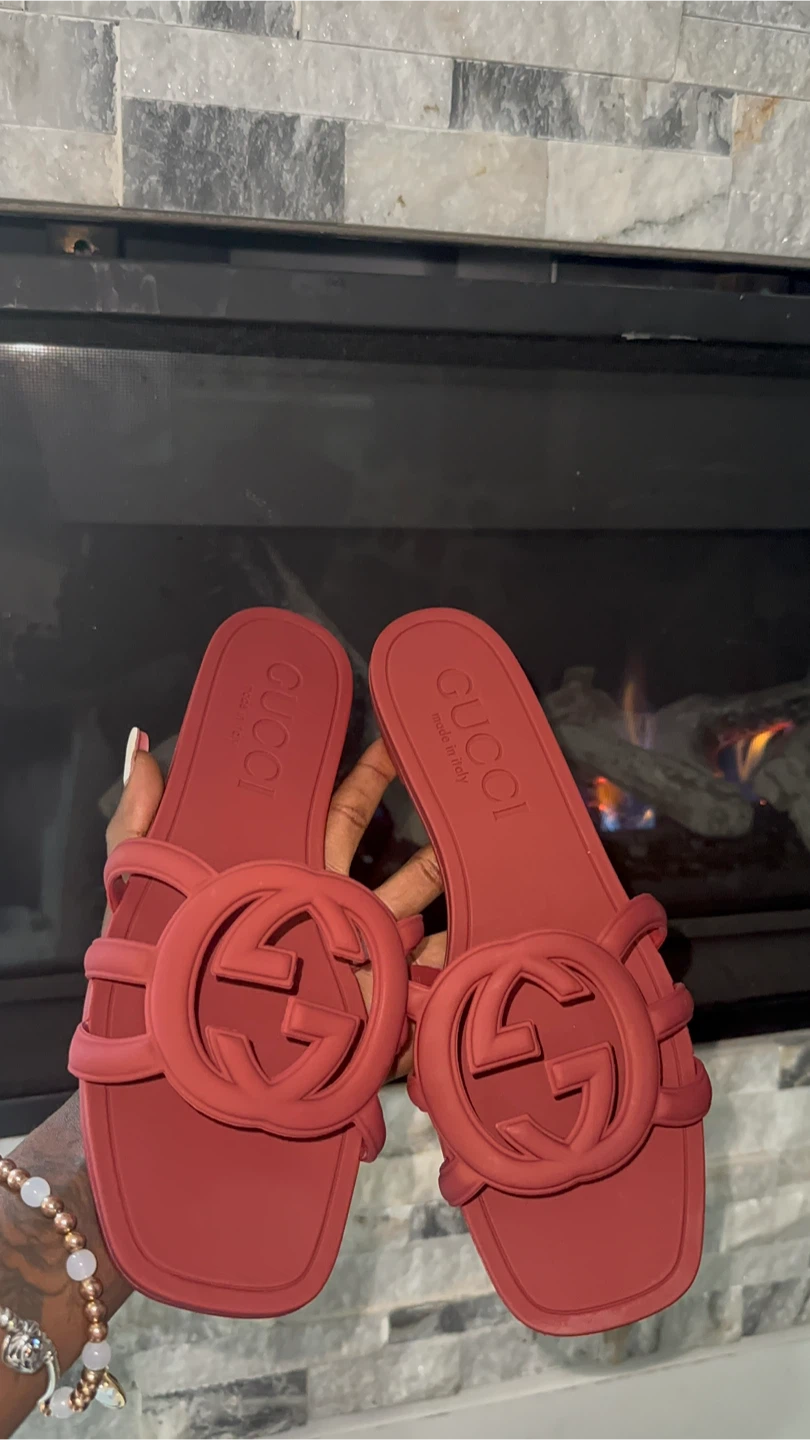 Gucci interlocking women’s sandals - photo 2