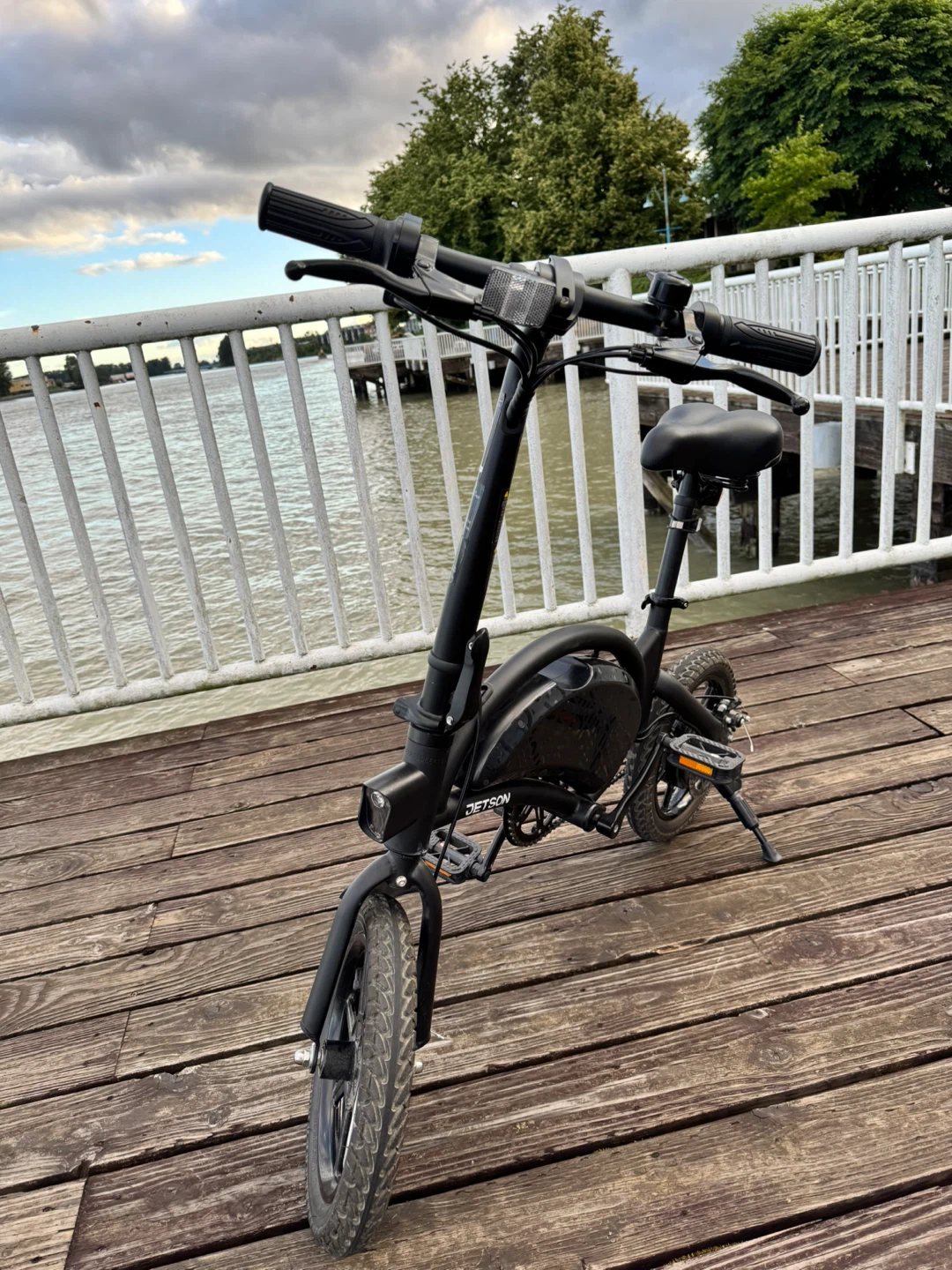 Jetson Bolt Pro Folding Electric Bike - photo 2
