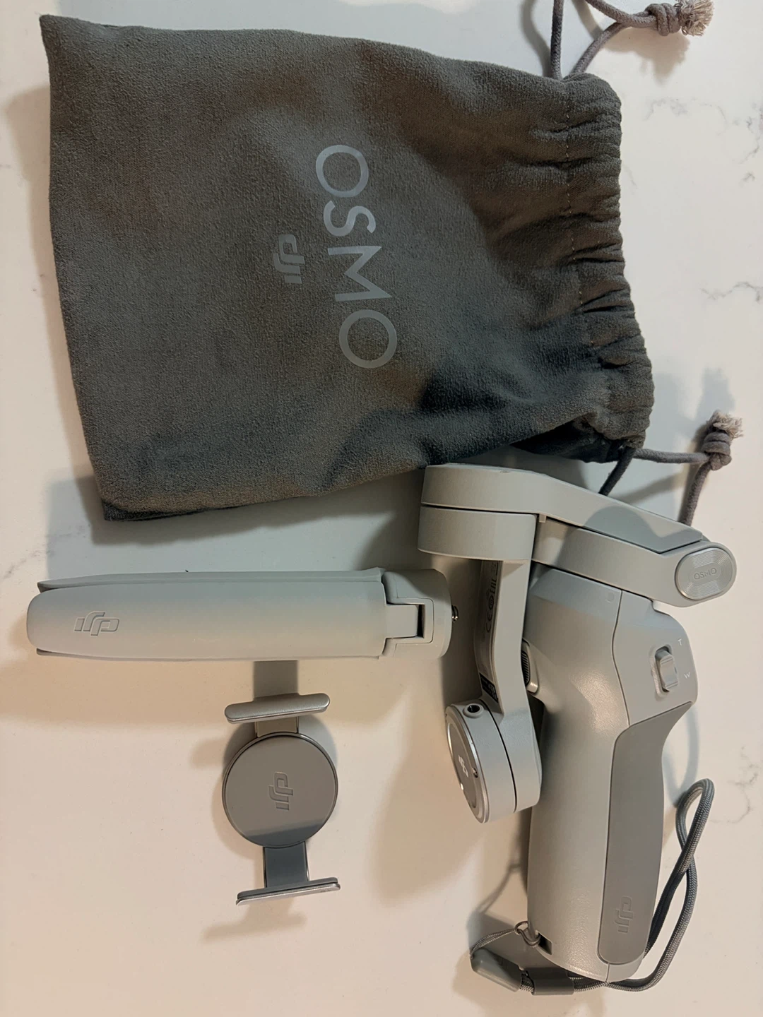 DJI OM 4 (Osmo Mobile 4) Smartphone Gimbal Stabilizer