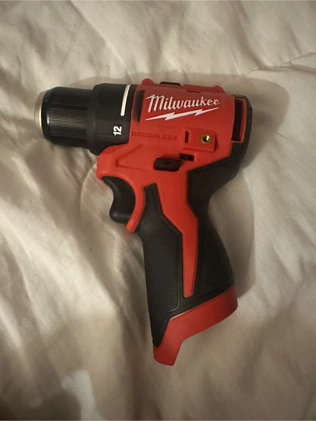 Milwaukee M12 12V Cordless Drill Combo Kit - photo 2
