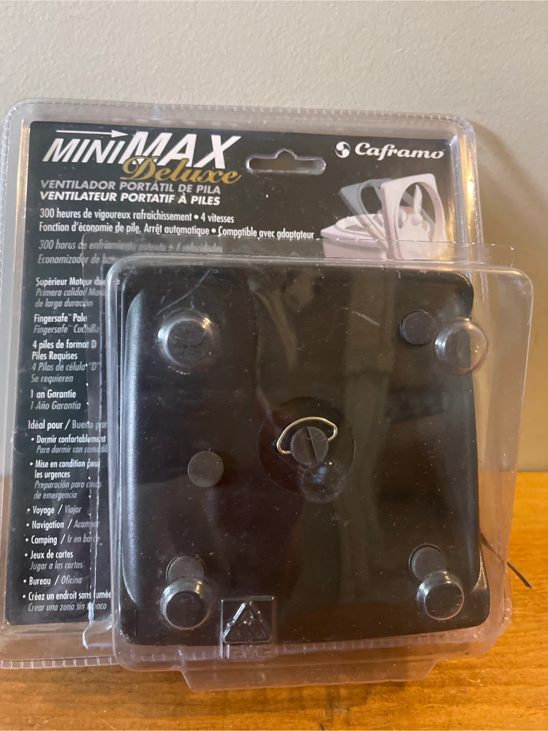 Caframo MiniMax Deluxe Battery Powered Portable Fan - photo 2