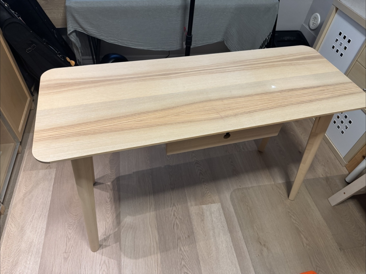 IKEA LISABO Desk – Ash Veneer – 118 × 45 cm