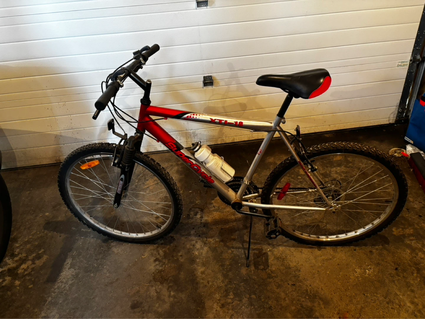 Roadmaster XTL-18 Mountain Bike