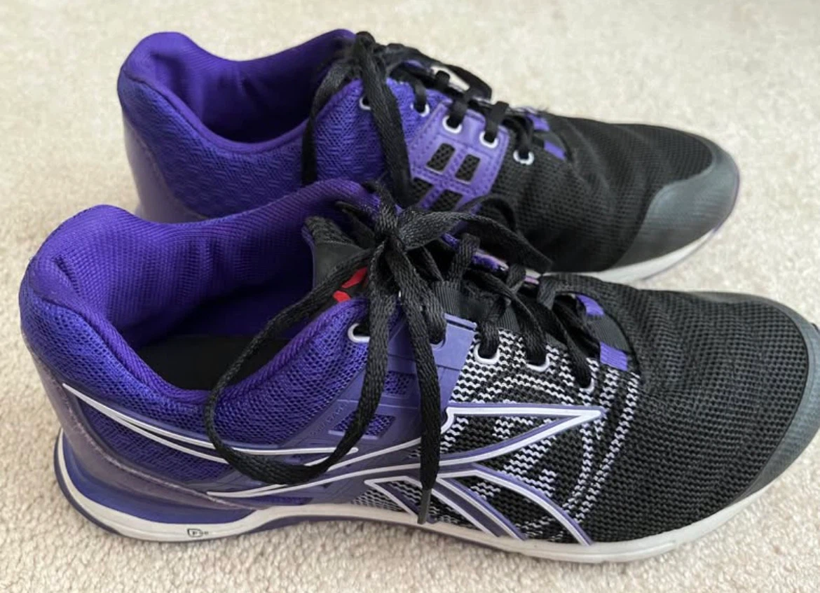 Women’s Reebok Running Shoes 8.5 - photo 2