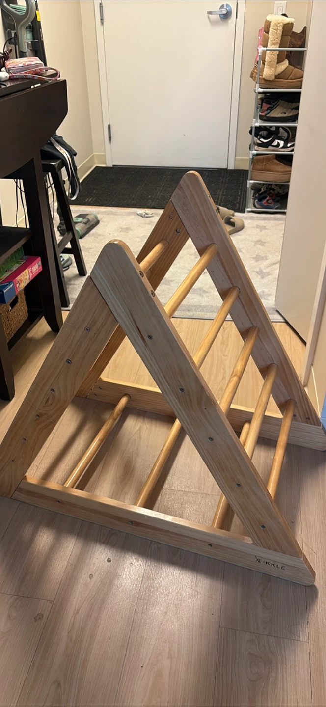 iKKLE Wooden Pikler Triangle
