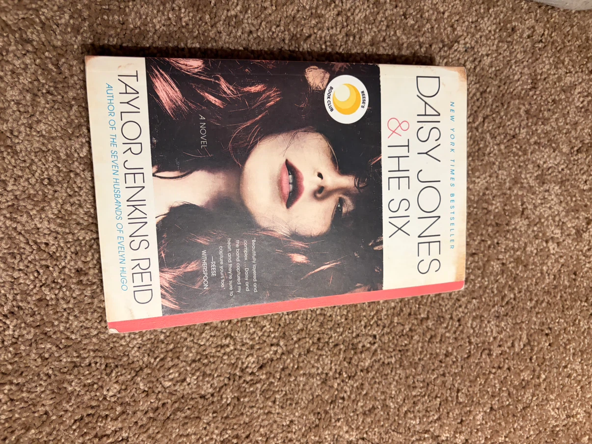 Daisy Jones & The Six by Taylor Jenkins Reid Novel