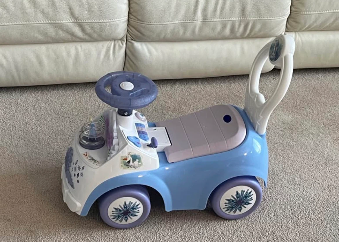 Disney Frozen Toddler Car - photo 2