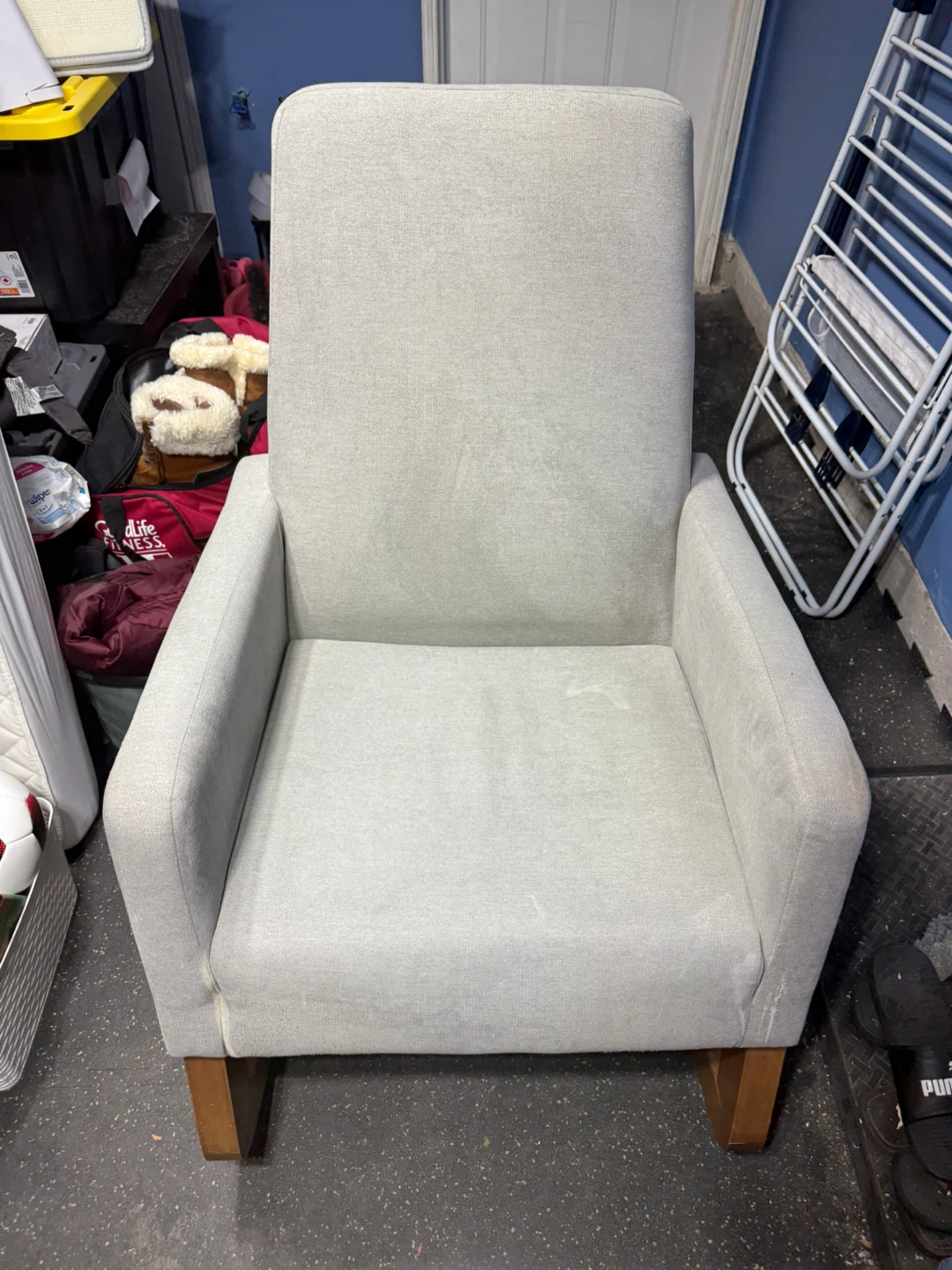 Gray Upholstered Armchair - photo 2
