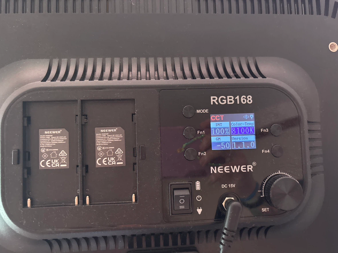 2 Neewer RGB168 LED Light Panel - photo 2